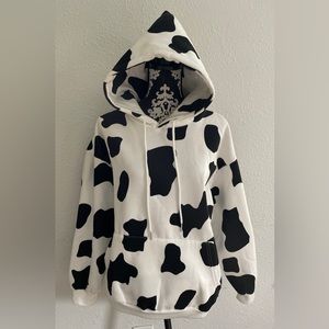Cow print  oversized hoodie women Black\white